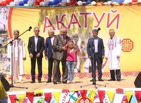 bakaev-na-akatuj-2