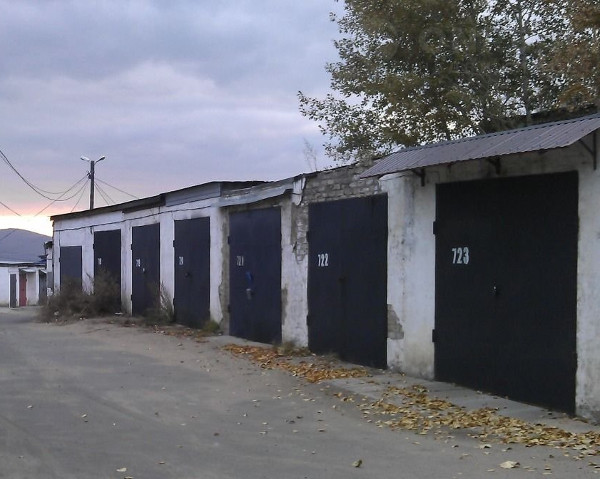 garazhi-belye-2
