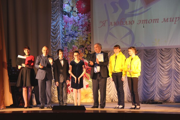 gvozdev-na-gala-kontserte-1