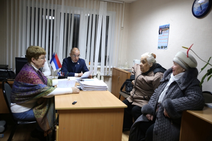 gvozdev-priem-grazhdan-24-noyabrya