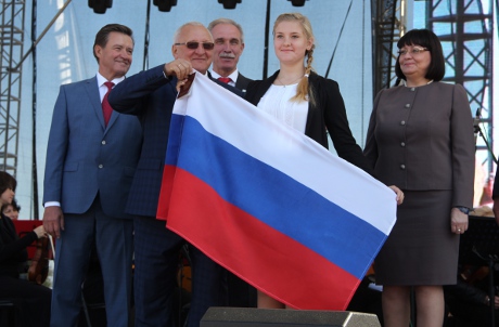 img70761bakaev-i-flag-1-1