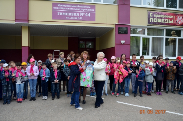 zhukovskaya-latysheva-v-zvezdochke-1