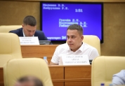 Алексей Русских представил депутатам программу развития региона